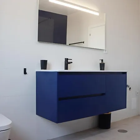 Vivenda Geminada Com Piscina A 10 Minutos A Pé Da