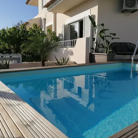 Vivenda Geminada Com Piscina A 10 Minutos A Pe Da Villa *